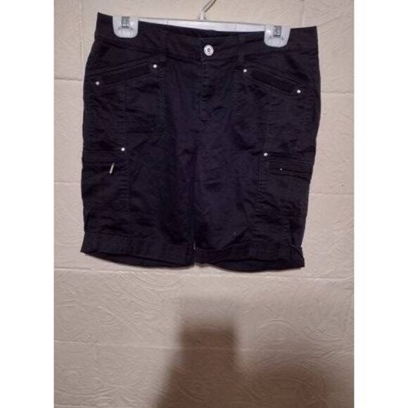 WHBM White House Black Market Size 4 Black Bermuda Shorts - Picture 1 of 4